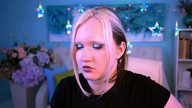 ViolettWoods' Live XXX Chat