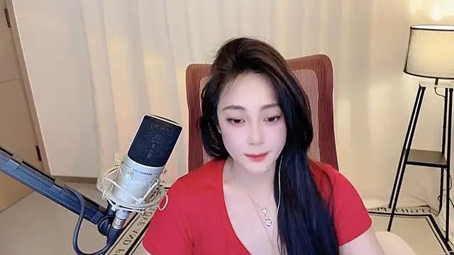 Daisy-77 লাইভ XXX চ্যাট