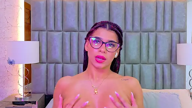 TiaraRosse's Live XXX Chat