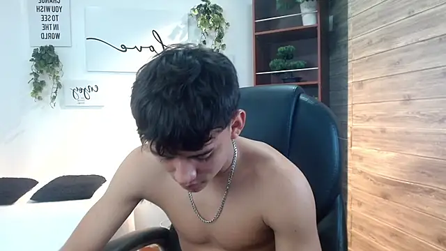 Ryan_grayxn Live XXX chat