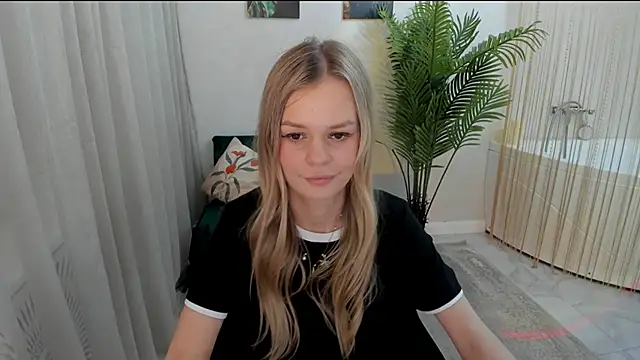 MidnighteAura's Live XXX Chat