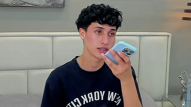thom_ames Live XXX-Chat