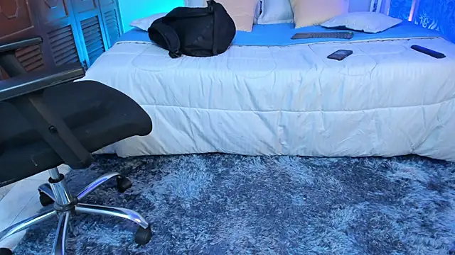 hunterwest06's Live XXX Chat