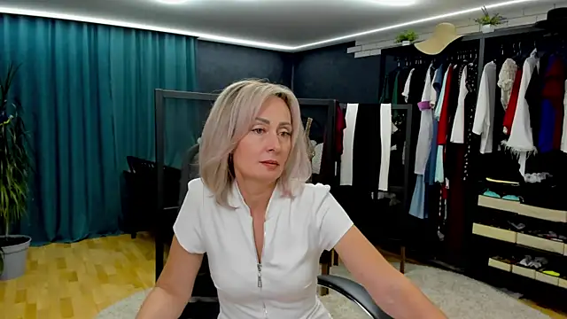 Julia_Cherry_ Obrolan Langsung XXX