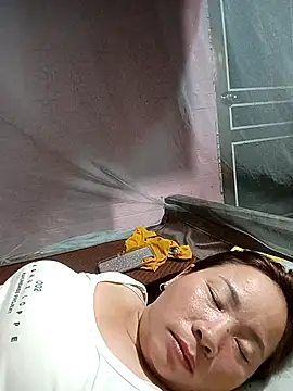 XXX chat uživo modela Cumhots111