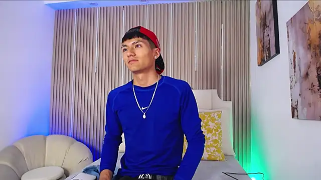Chat +18 de AdrianStark_ ao vivo