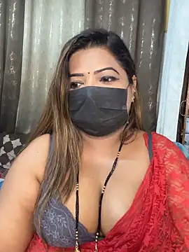 Chat +18 de Geet-Punjaban ao vivo