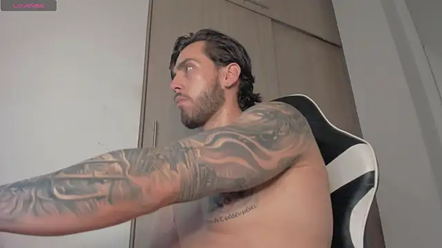 Axel__Blaze's Live XXX Chat