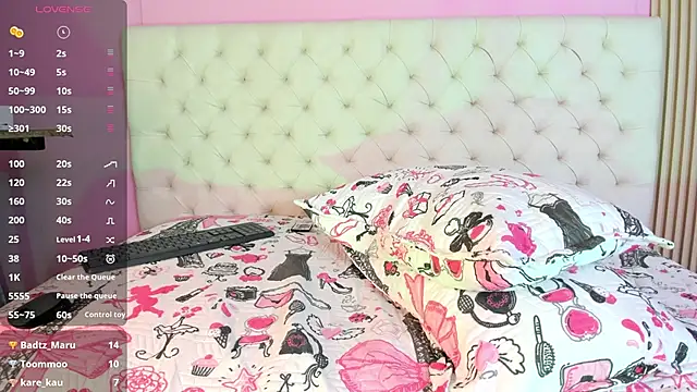 kiity_horny_ Adlı Modelin Canlı XXX Sohbeti