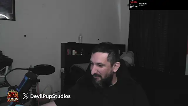 Chatroom XXX en direct de DevilPup75_