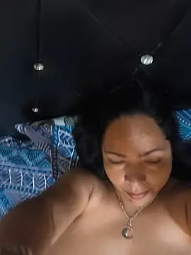 NIKOLE1301 现场XXX聊天