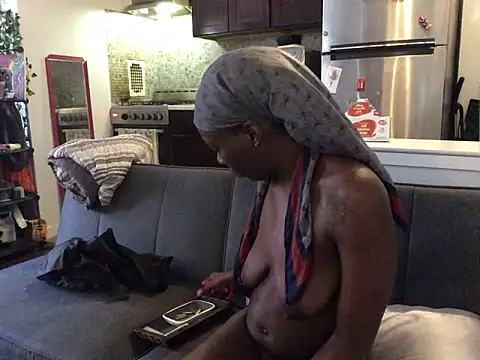 littyleesh1 Live XXX Chat