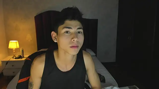 Živý XXX chat Liam_Adamms