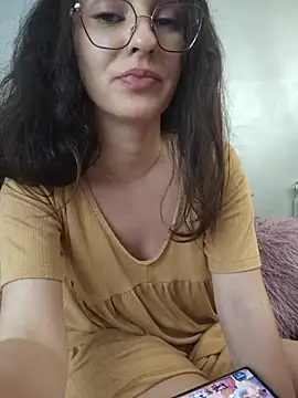 צ'אט XXX בשידור חי של saidaskye