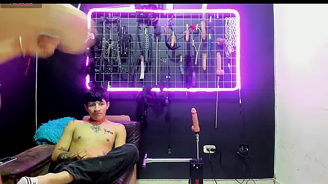Slave_Melany_bdsm Adlı Modelin Canlı XXX Sohbeti