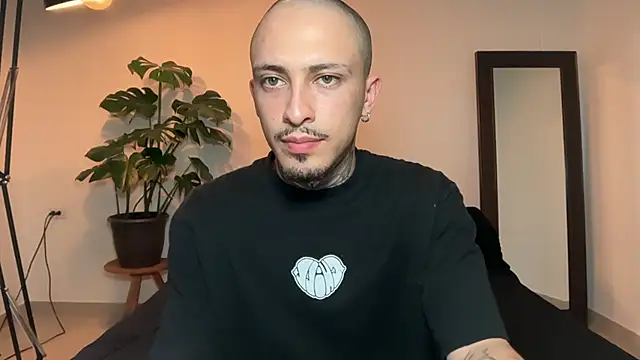 Noah_and_Steven's Live XXX Chat