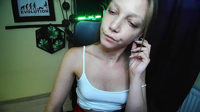 Chat XXX en directo de EmillyPlay