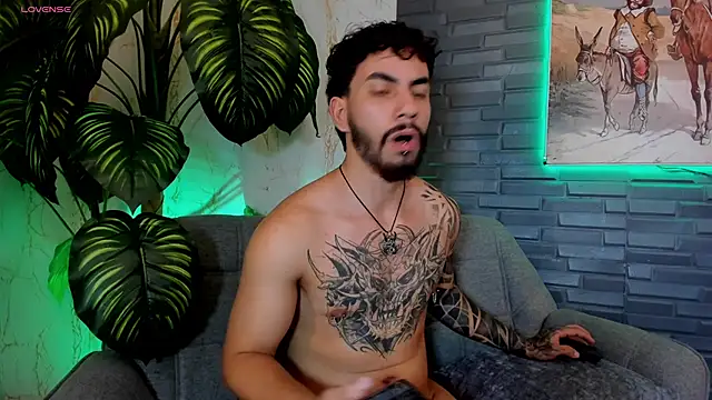 XXX chat uživo modela levi_wolf