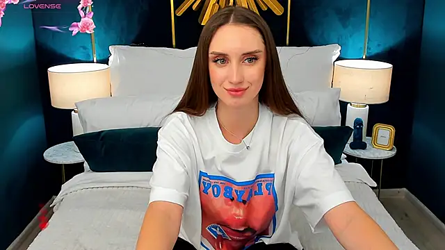 ToriSonn's Live XXX Chat