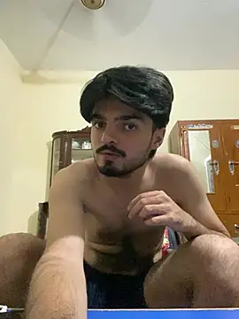 desi7inchisdick Adlı Modelin Canlı XXX Sohbeti