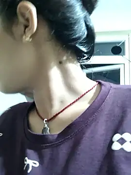 Cute_Kavya7 Adlı Modelin Canlı XXX Sohbeti