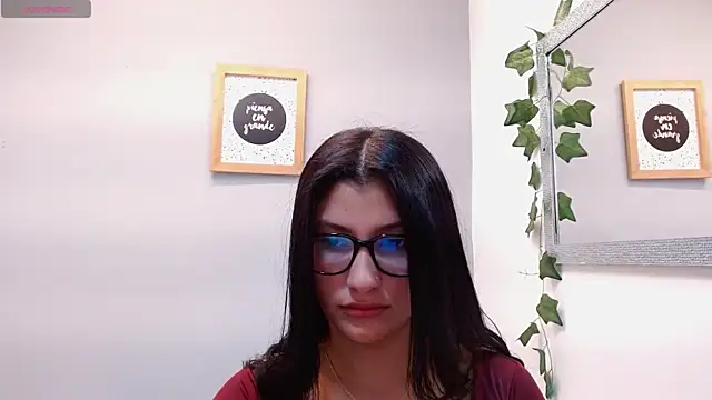 louis_k Chat XXX live