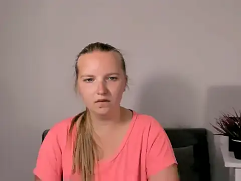 RoseTeacherX élő XXX-chatje
