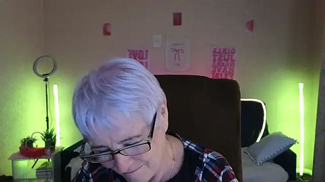 Czat XXX na żywo – Sandra_Snowflake