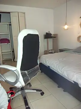 Chat XXX en directo de Elenna__