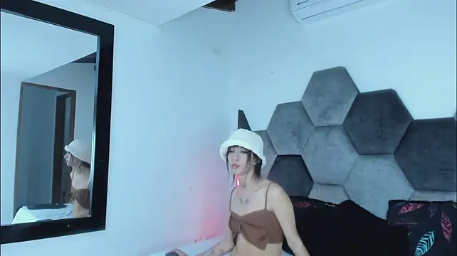 Chat XXX en directo de Cloy_Areo