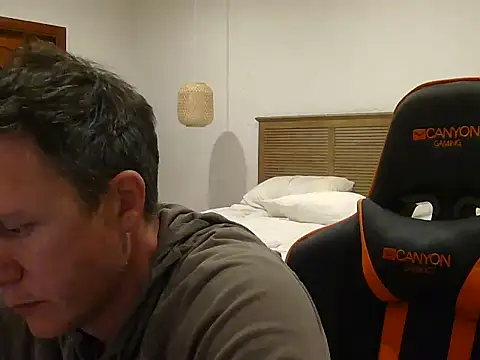 Chat XXX en directo de TroyDieselXXX