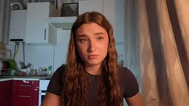 LissaBliss Adlı Modelin Canlı XXX Sohbeti