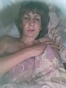 Laura_Kiss 现场XXX聊天