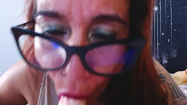 Chat +18 de Hikaryfire ao vivo