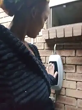 Babymomma98のライブXXXチャット