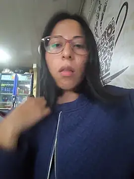 XXX chat uživo modela MirandaSingle