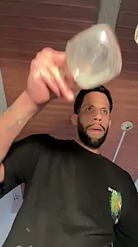 Karim_mansur XXX чат на живо