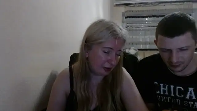 PeterAndJen's Live XXX Chat