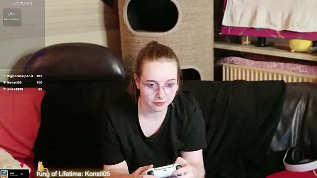 GamerGirl_Eve 即時 XXX 聊天