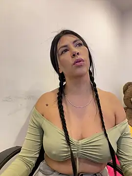 دردشة Alanna_atm_ الجنسية المباشرة