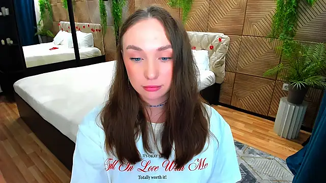 TrueReincarnation's Live XXX Chat