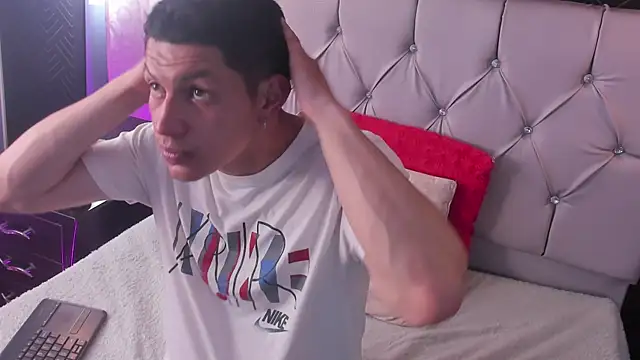 Živý XXX chat Tony_Zackk