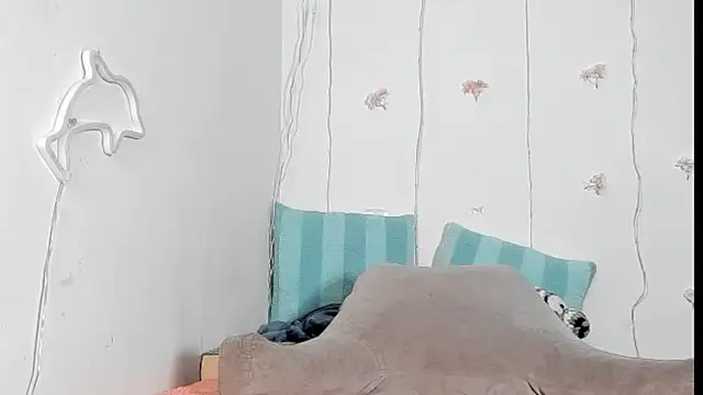 Chat XXX en directo de YoungSophie