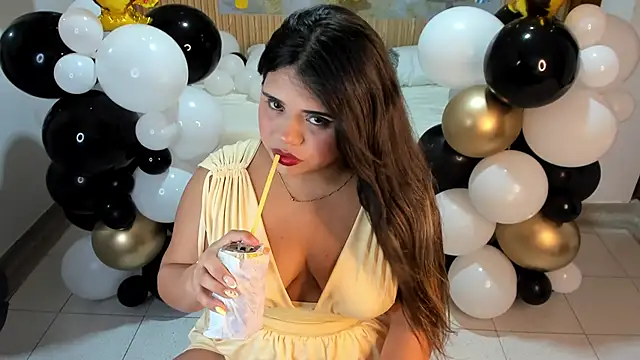 samy_19_'s Live XXX Chat