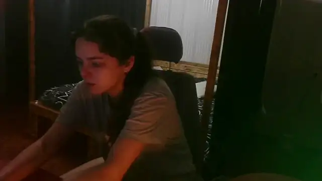 EthelsLover's Live XXX Chat