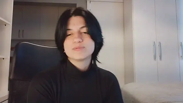 Chat +18 de kyslrana ao vivo