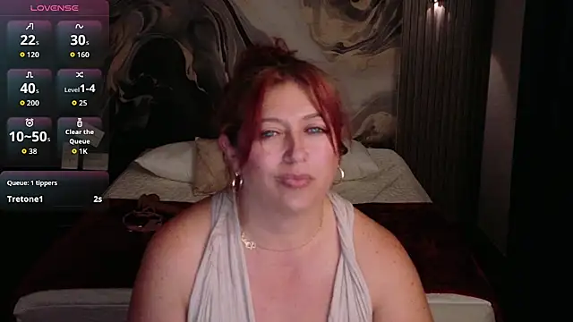 MilfArlet's Live XXX Chat