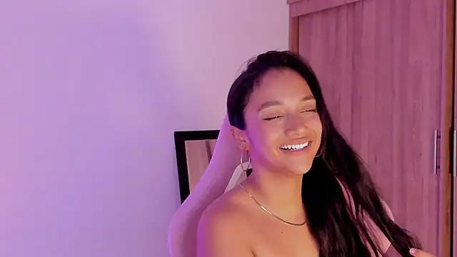 MelanyOconner Adlı Modelin Canlı XXX Sohbeti