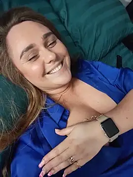 Juicy_PeachLux live XXX chat