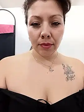 SARA_21-'s Live XXX Chat